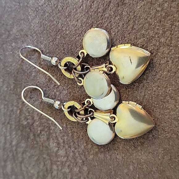 Two-tone Heart Locket Dangle Hook Earrings - Picture 4 of 4